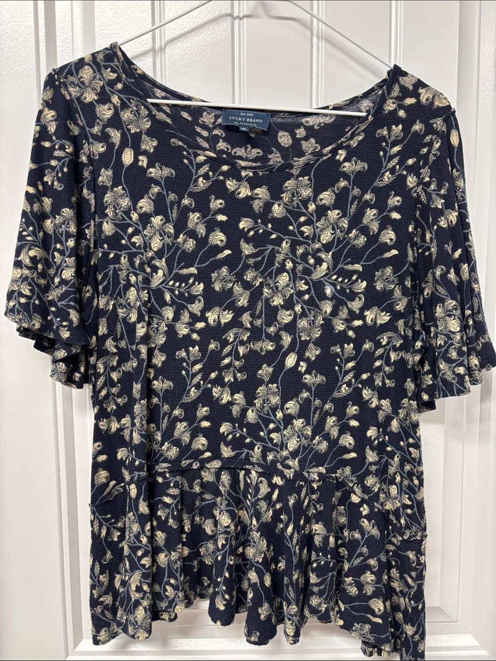 Lucky Brand Navy and Cream Floral Peplum Short Sleeve Top